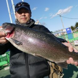 としまえんフィッシングエリア 釣果