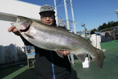 としまえんフィッシングエリア 釣果