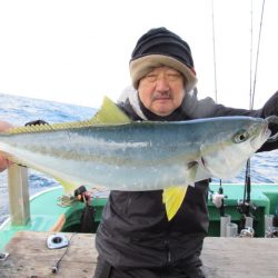 真祐丸 (しんゆうまる) 釣果