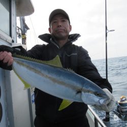 真祐丸 (しんゆうまる) 釣果