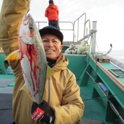 真祐丸 (しんゆうまる) 釣果