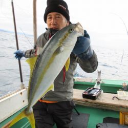 真祐丸 (しんゆうまる) 釣果