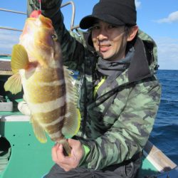 真祐丸 (しんゆうまる) 釣果