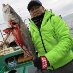 真祐丸 （しんゆうまる） 釣果