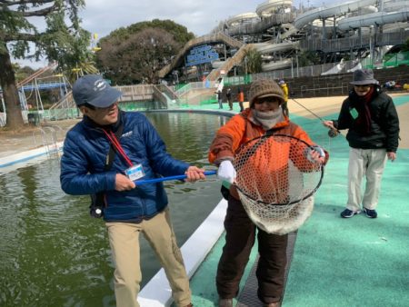 としまえんフィッシングエリア 釣果