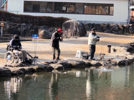 白州トラウトフィッシングエリア　シルフ 釣果