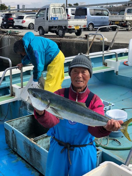 丸万釣船 釣果