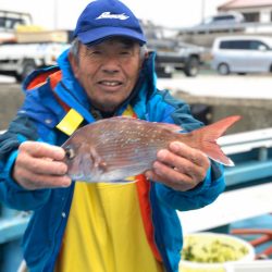丸万釣船 釣果