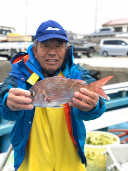 丸万釣船 釣果