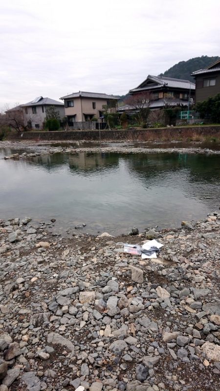 楽しいニジマス釣り