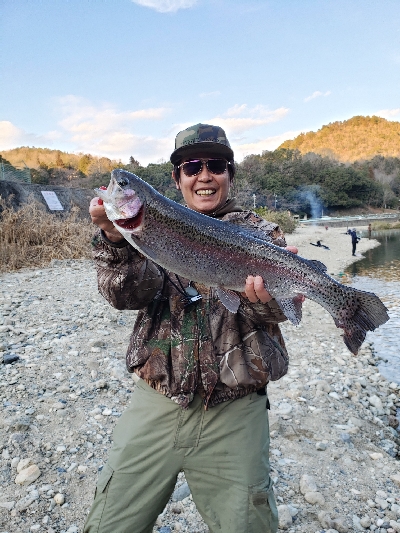 北田原マス釣場へgo
