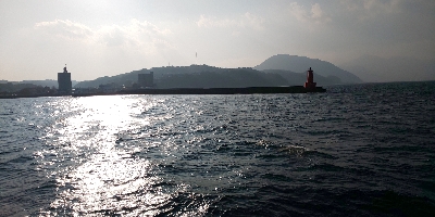 西大分の白灯台にて