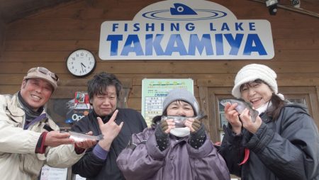 フィッシングレイクたかみや 釣果