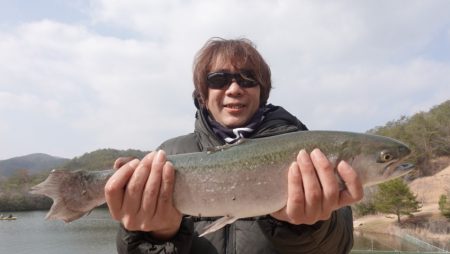 フィッシングレイクたかみや 釣果