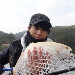 フィッシングレイクたかみや 釣果