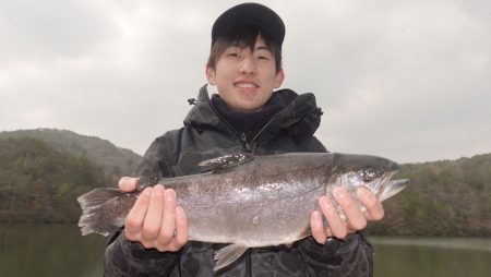 フィッシングレイクたかみや 釣果