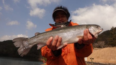 フィッシングレイクたかみや 釣果