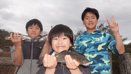 フィッシングレイクたかみや 釣果