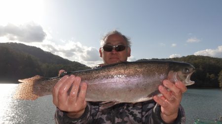 フィッシングレイクたかみや 釣果