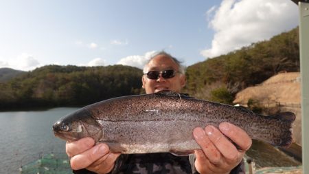 フィッシングレイクたかみや 釣果