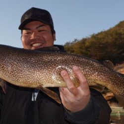 フィッシングレイクたかみや 釣果