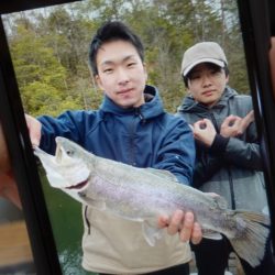 フィッシングレイクたかみや 釣果