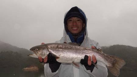 フィッシングレイクたかみや 釣果