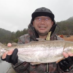 フィッシングレイクたかみや 釣果
