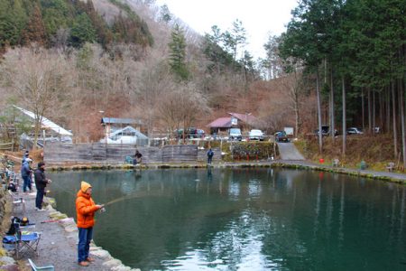 小菅トラウトガーデン 釣果