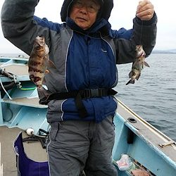 甚栄丸 釣果