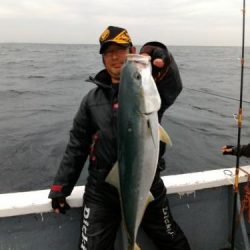 ファイヤードルフィン 釣果