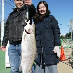 としまえんフィッシングエリア 釣果