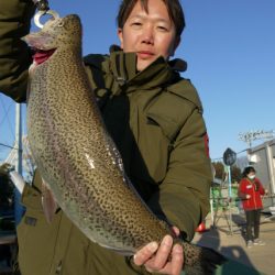 としまえんフィッシングエリア 釣果