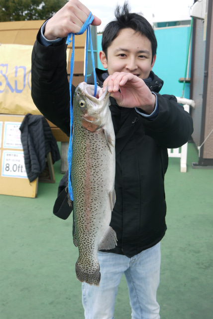 としまえんフィッシングエリア 釣果