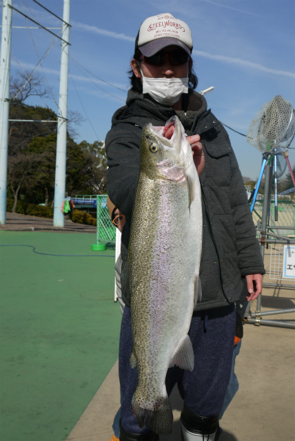 としまえんフィッシングエリア 釣果