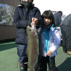としまえんフィッシングエリア 釣果