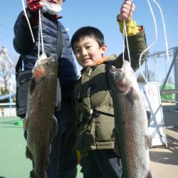 としまえんフィッシングエリア 釣果