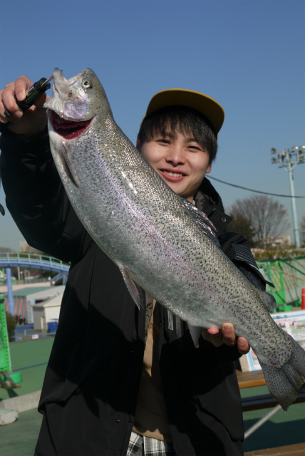 としまえんフィッシングエリア 釣果