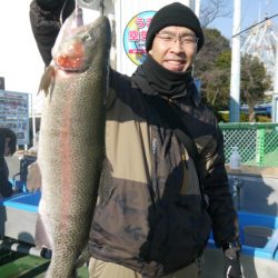 としまえんフィッシングエリア 釣果