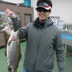 としまえんフィッシングエリア 釣果