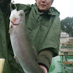 としまえんフィッシングエリア 釣果