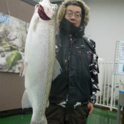 としまえんフィッシングエリア 釣果