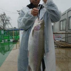 としまえんフィッシングエリア 釣果