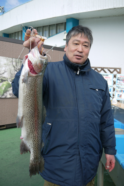 としまえんフィッシングエリア 釣果