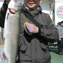 としまえんフィッシングエリア 釣果