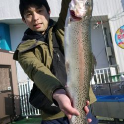 としまえんフィッシングエリア 釣果