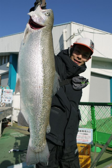 としまえんフィッシングエリア 釣果