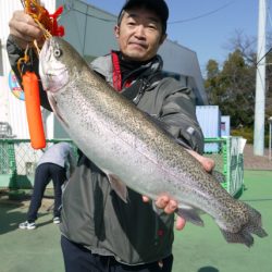 としまえんフィッシングエリア 釣果