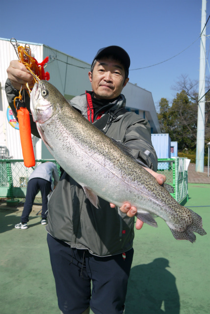 としまえんフィッシングエリア 釣果