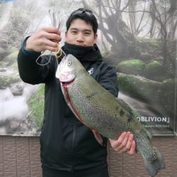 としまえんフィッシングエリア 釣果